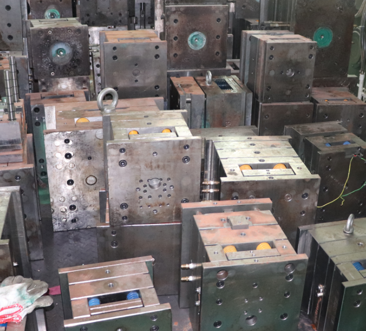 硅膠制品為什么要先開(kāi)樣品模具？